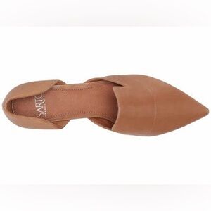 NIB Franco Sarto Toby Pointed Toe Flat Size 7.5